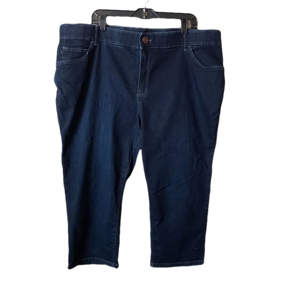 Lee Women's Regular Fit Mid Rise Stretch Denim Ankle Capris Blue Size 24W